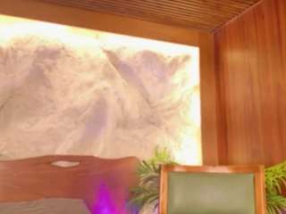 alison-mooon 1 live webcam