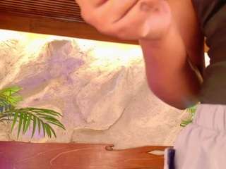 alison-mooon webcam