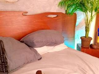 alison-mooon Sex Cam Show
