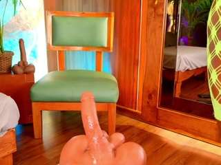 alison-mooon Sex Cam Show