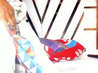 DAYRA-PARKER live webcam show