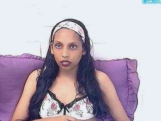 le modèle indiandior123 est en webcam porno dans un show sur le site camsoda, il possède les tags suivants: ahegao,sexy,naked,natural,no drinking,no smoking,oil,orgasm,petite,pussy,sex toys,skinny,massage,small tits,spank,spanking,striptease,tattoos,tease,teen 18
