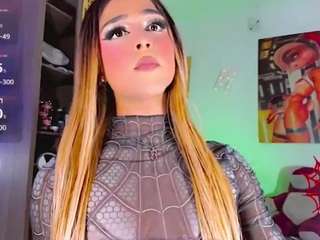 ladynoah Live Webcam on CamSoda