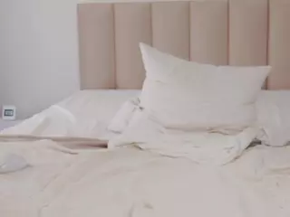 Saradiamond01's Live Sex Cam Show
