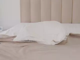 Saradiamond01's Live Sex Cam Show