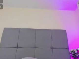 scarlethit