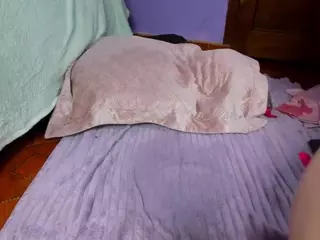 scarlethit's Live Sex Cam Show