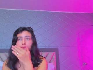 vilotetroussex's CamSoda show and profile
