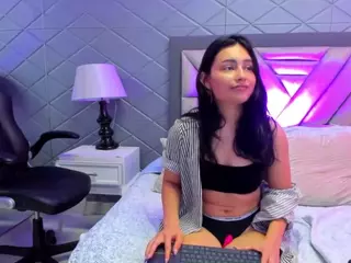 VilotetRousseX's Live Sex Cam Show