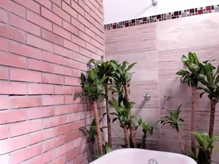 VilotetRousseX's Live Sex Cam Show