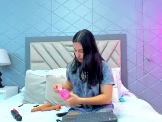 VilotetRousseX's Live Sex Cam Show