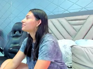 VilotetRousseX's Live Sex Cam Show
