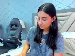 VilotetRousseX's Live Sex Cam Show