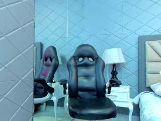 VilotetRousseX's Live Sex Cam Show