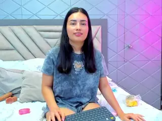 VilotetRousseX's Live Sex Cam Show