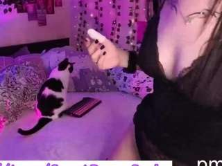 le modèle bunnyoflovess est en webcam porno dans un show sur le site camsoda, il possède les tags suivants: ass,skinny,no smoking,petite,public,pussy,sexy,shaved pussy,solo show,asshole,spank,strip,striptease,tease,teen 18,wet,young adult,no drinking,naked,lush