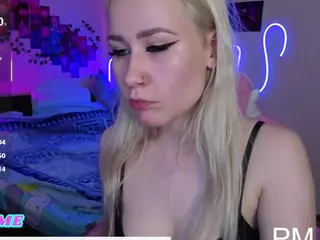 BunnyOfLovess's Live Sex Cam Show