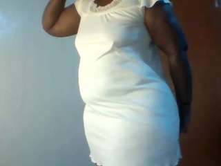 le modèle chocobabe002 est en webcam porno dans un show sur le site camsoda, il possède les tags suivants: amateur,anal,no smoking,no drinking,fuck,dirty talk,cowgirl,cock rating,brown eyes,blowjob,black hair,ball sucking,ass bouncing,ass,big tits,ebony,hd