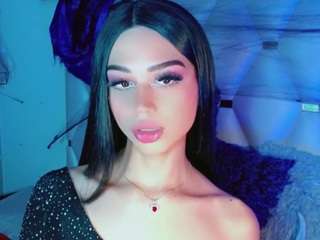 Sarahh-Sophia