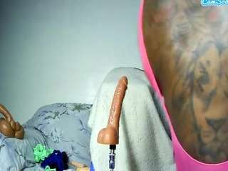 slimthickkat Live Webcam on CamSoda