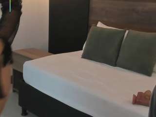 stephanya Live Webcam on CamSoda