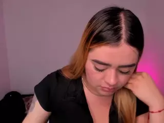 Isabella-Arias's Live Sex Cam Show