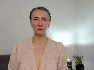 margaretexperien... Live Webcam on CamSoda