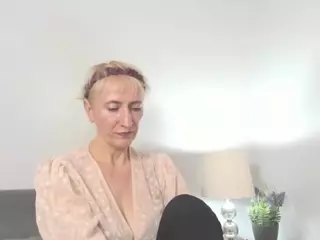 MargaretExperienced's Live Sex Cam Show