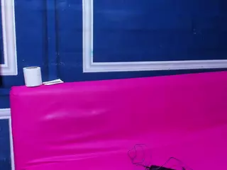 Renata-Antonella's Live Sex Cam Show