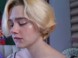 LynnaBraund's Live Sex Cam Show