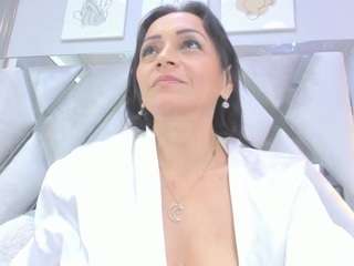 hottest-mature