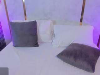 lilly-ass Live Webcam on CamSoda