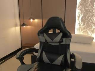 lilly-ass live webcam show