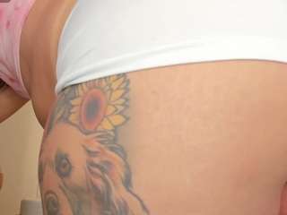lilly-ass