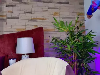 megan-wow's Live Sex Cam Show