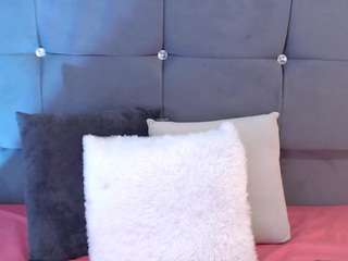  mia-makleynn chat room