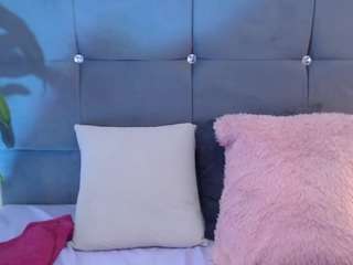  mia-makleynn chat room