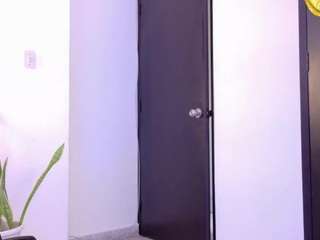 mia-makleynn Sex Cam Show