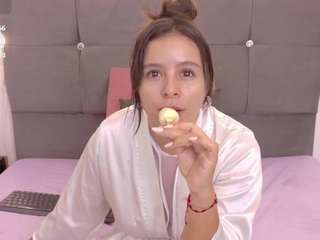 mia-makleynn