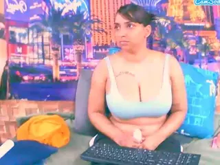 SummerBlaze29's Live Sex Cam Show
