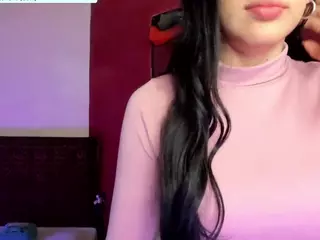 Eviee's Live Sex Cam Show