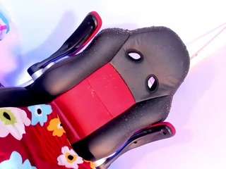 la-ratona's CamSoda show and profile