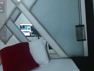 LatentFantasy live webcam show
