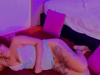 MADDYS-TONE's Live Sex Cam Show