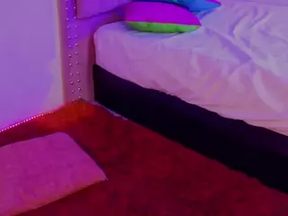 MADDYS-TONE's Live Sex Cam Show