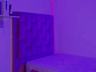 MADDYS-TONE's Live Sex Cam Show