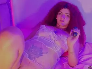 MADDYS-TONE's Live Sex Cam Show