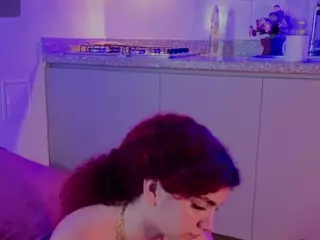 MADDYS-TONE's Live Sex Cam Show