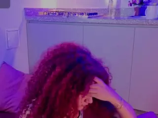 MADDYS-TONE's Live Sex Cam Show
