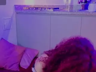 MADDYS-TONE's Live Sex Cam Show